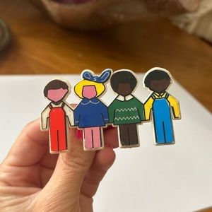 Adorable Vintage Brooch